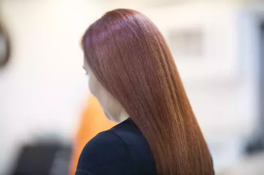 היתרונות של שמני שיער: קידום שיער בריא ומבריק